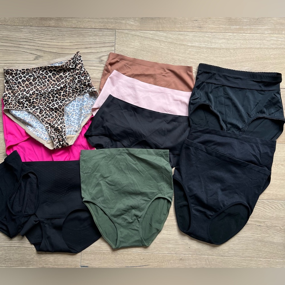 Rhonda Shear 11 piece assorted underwear. Size small.